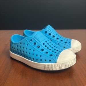 Native Jefferson Slip on Shoes, blue, size 5